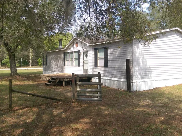 156 Rowland Ave, Palatka, FL 32177
