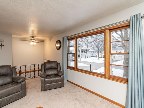 3rd image of 505 S Conrey St