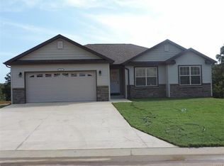 137 Creek View Dr, Saint Robert, MO 65584