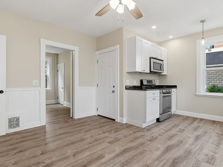 52 Furnace St #1 — Photo 9