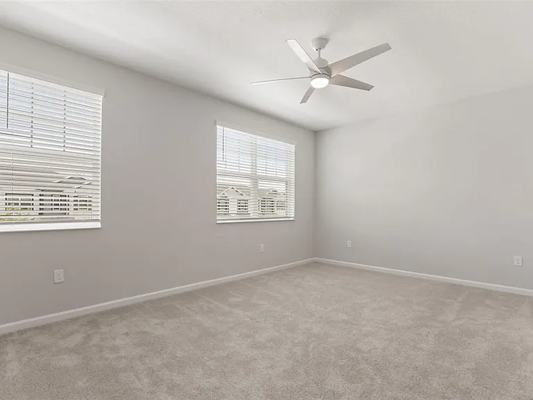 1394 Mount Royal Dr — Photo 12