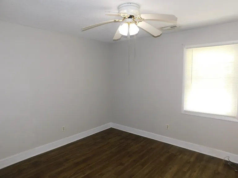 226 Webb Blvd — Photo 5