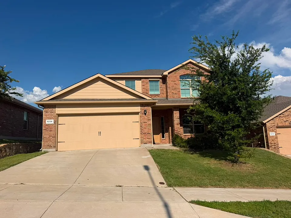 9236 Castorian Dr