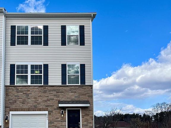 2nd image of 8341 Alexander Ct