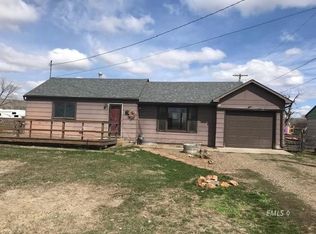 923 Tatro St, Miles City, MT 59301