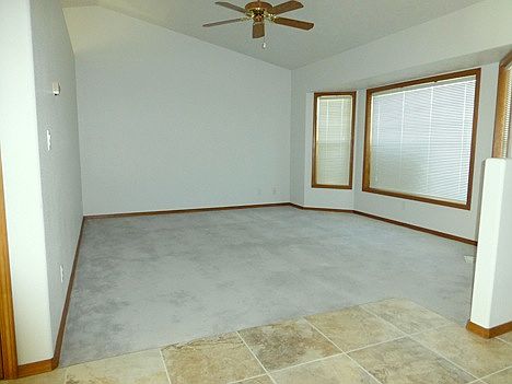 4th image of 7033 W San Fernando Dr