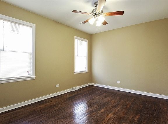 5th image of 9039 S Phillips Ave