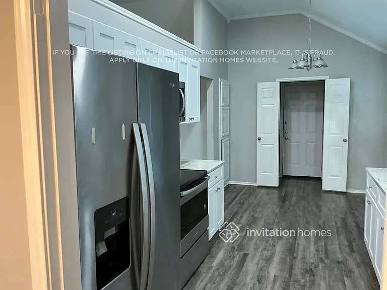 7510 Estates Way — Photo 5