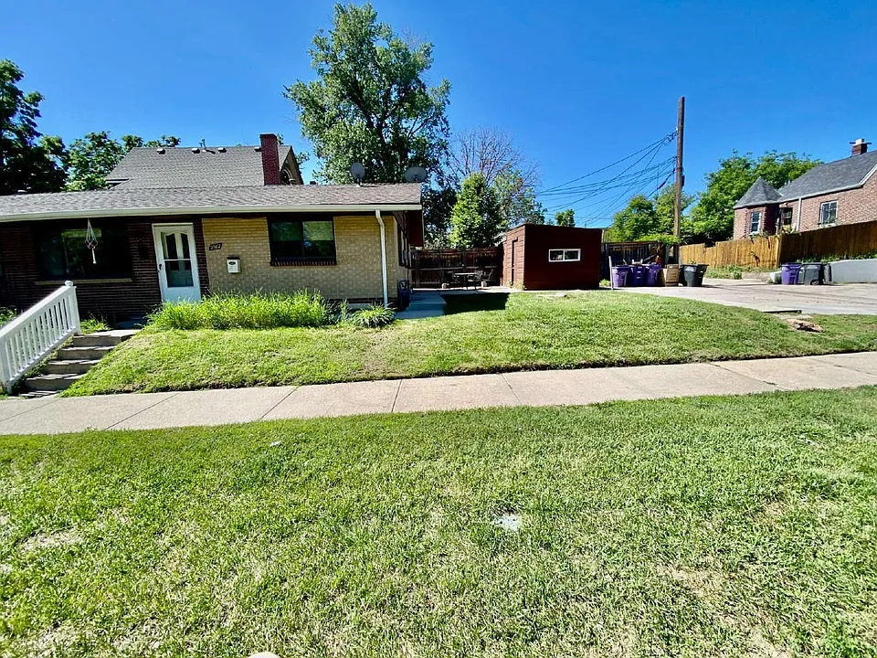 2912B W 35th Ave