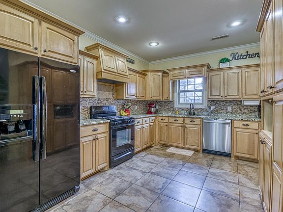 5th image of 187 Grand Haven Dr