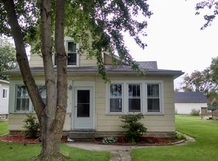 605 E Madison St, Gibsonburg, OH 43431
