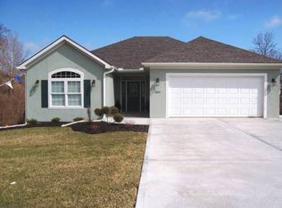 604 N Desoto Rd, Lansing, KS 66043