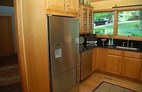 5th image of 2356 E Linden Hill Dr