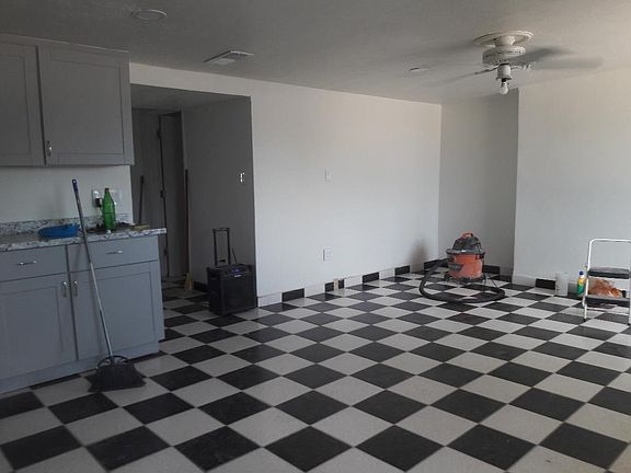 Living/kitchen