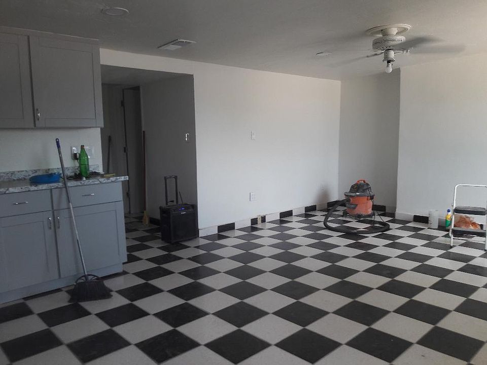 Living/kitchen