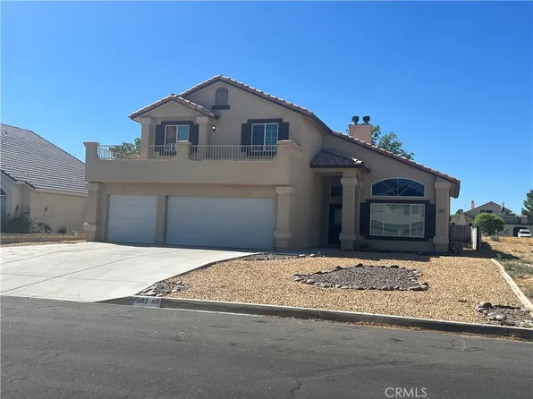 15197 Orchard Hill Ln, Helendale, CA 92342