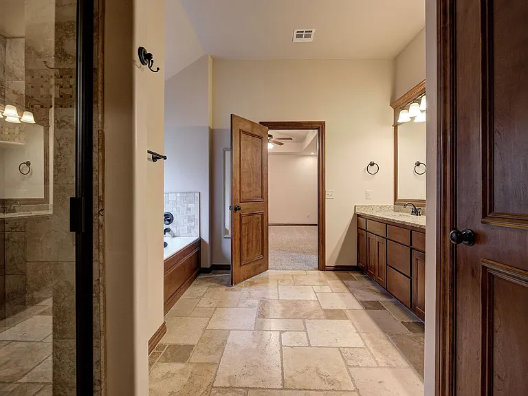 18520 Haslemere Ln — Photo 23