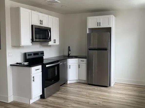 11 E Walnut St #3, Lancaster, PA 17602