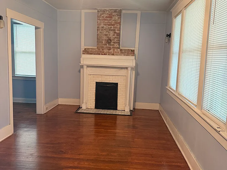 803 E 31st St — Photo 5