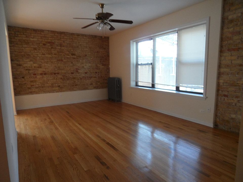 1st image of 6150 N Winthrop Ave APT 110