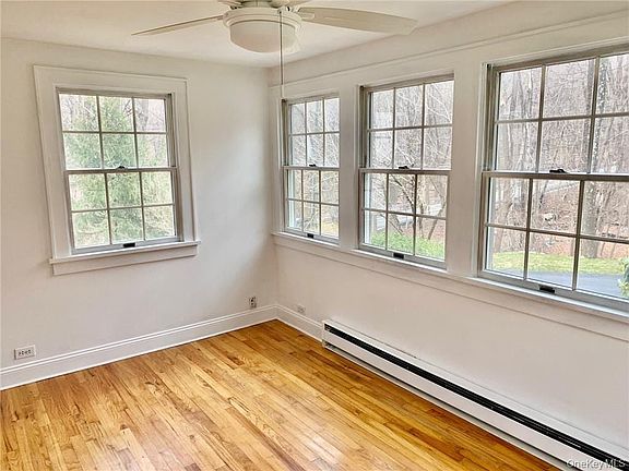5th image of 336 Armonk Rd