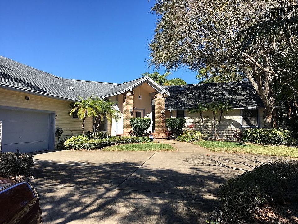 1st image of 1960 Cove Ln