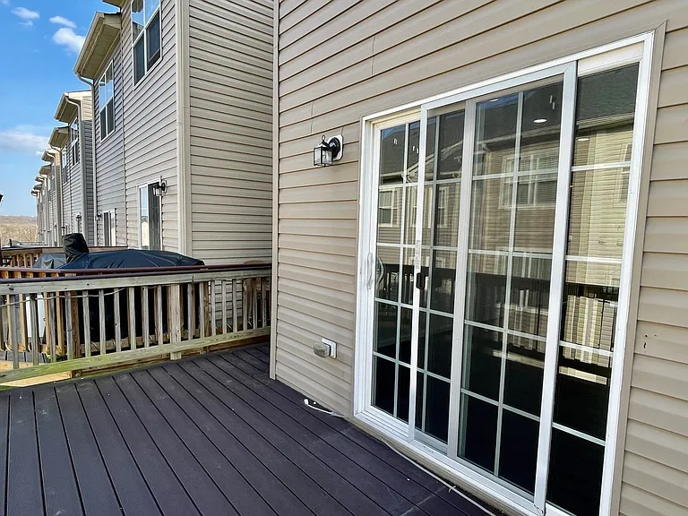 201 Woodstream Cir — Photo 20