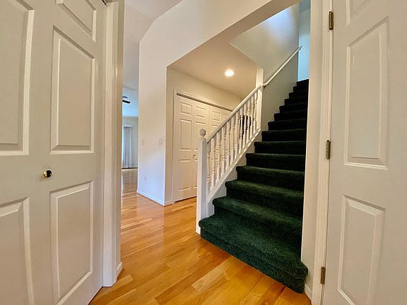 3rd image of 2110 Wyndham Ln