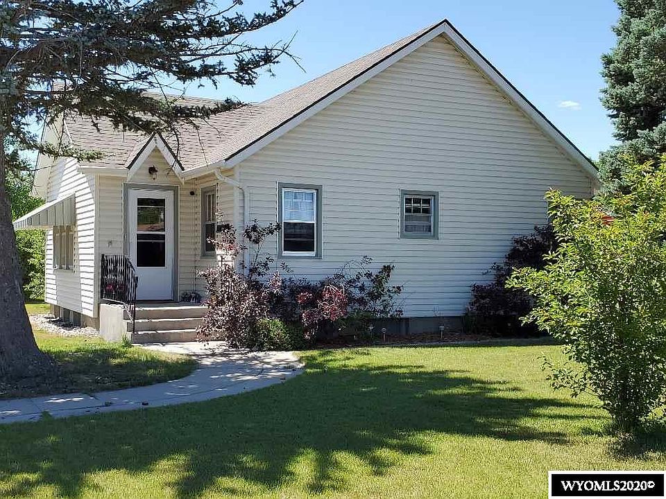 1st image of 638 E 19th Ave