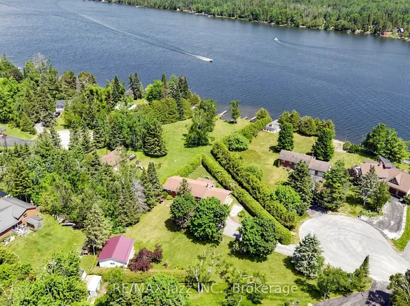 15 Beavers Ln, Kawartha Lakes, ON K0M 2T0