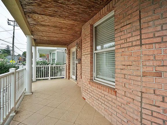 5th image of 916 Forest Ave #2A
