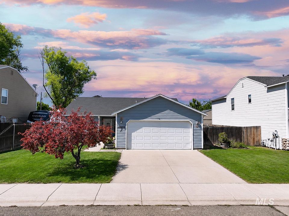 1st image of 12976 Alicia St