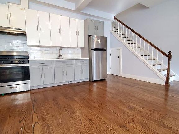 3rd image of 28 Seidler St #1A