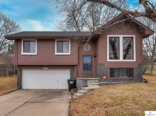 15131 Green Ave, Omaha, NE 68138