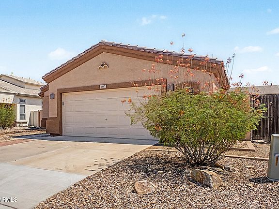 4th image of 2137 E Riviera Drive