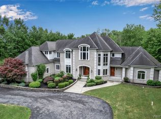 10377 Clarence Center Rd, Clarence, NY 14031