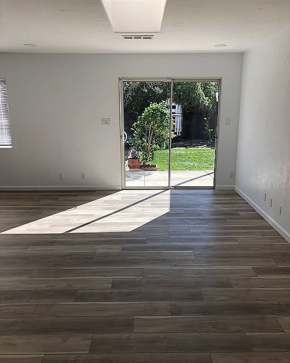 1st image of 1712 San Jose Dr