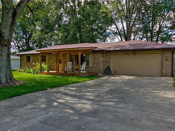 2nd image of 1123 N Mount Zion Ct