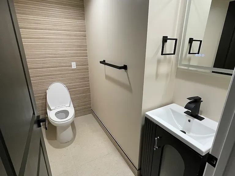 1146 N Hacienda Pl #3 — Photo 7