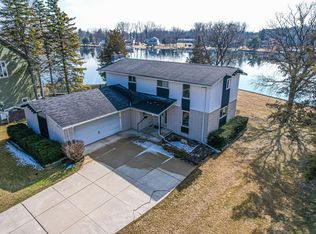 678 Ranveen Dr, White Lake, MI