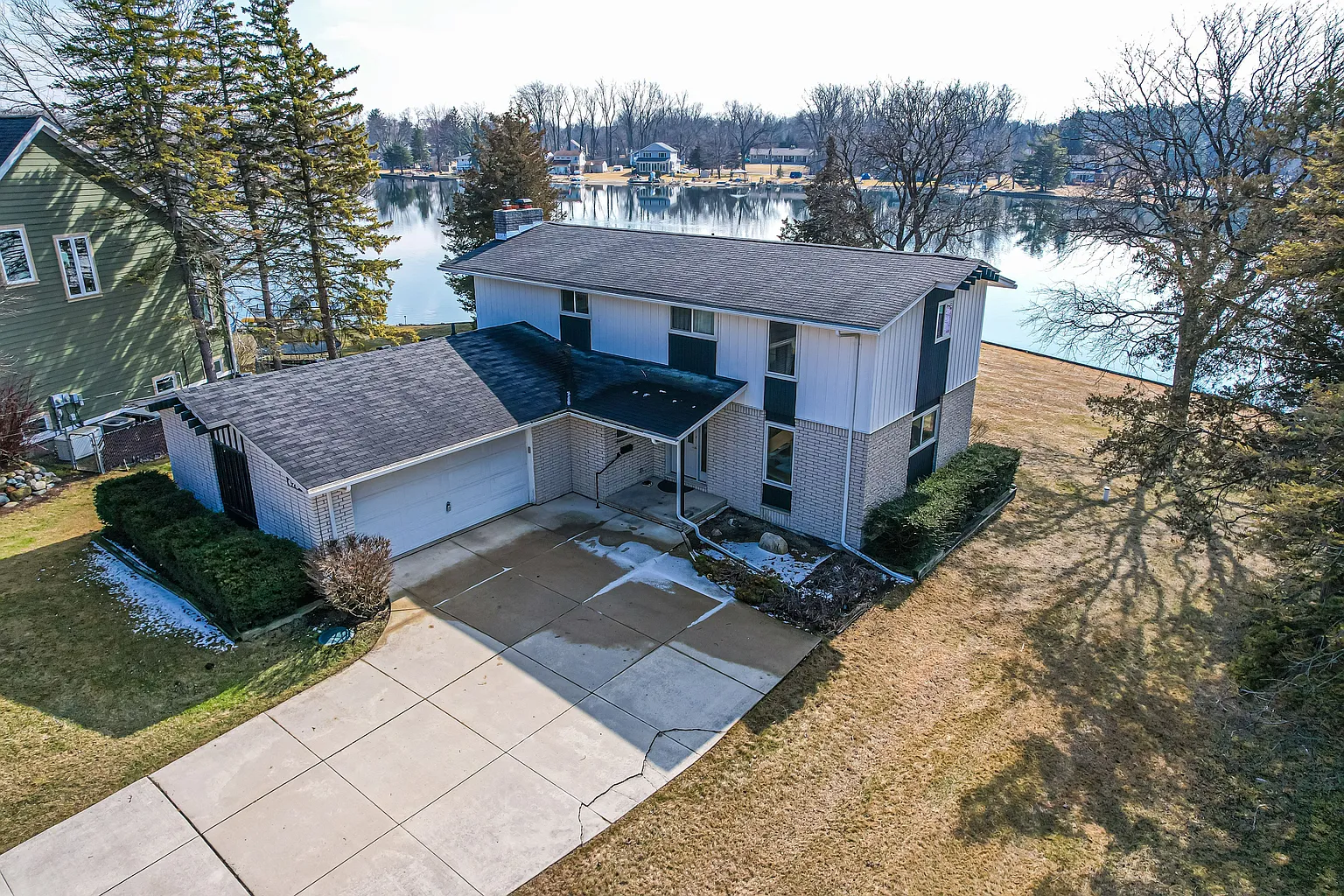 678 Ranveen Dr photo 1