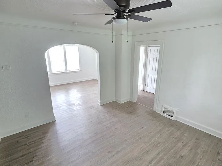15883 Ardmore St — Photo 22