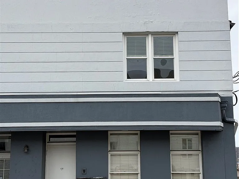120 S Washington St #A — Photo 2