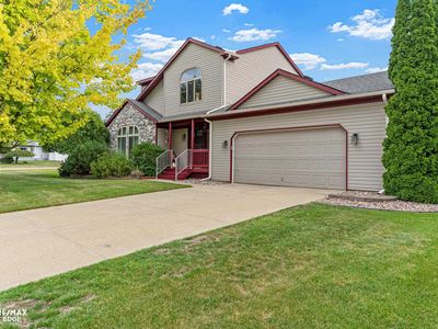 1039 Yale Dr, Oxford, MI, 48371