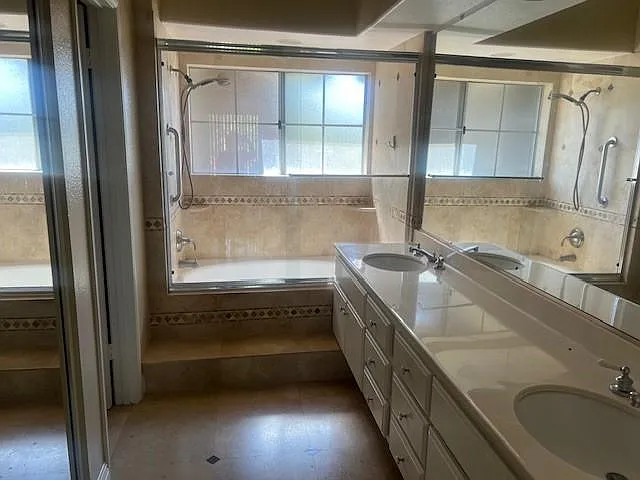 500 S Mint Ln — Photo 14