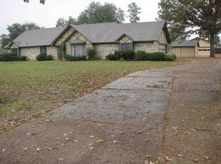 1137 Warren Thomas Rd, Texarkana, TX 75501