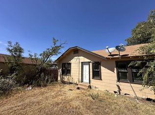 608 E Lee St, Rotan, TX 79546