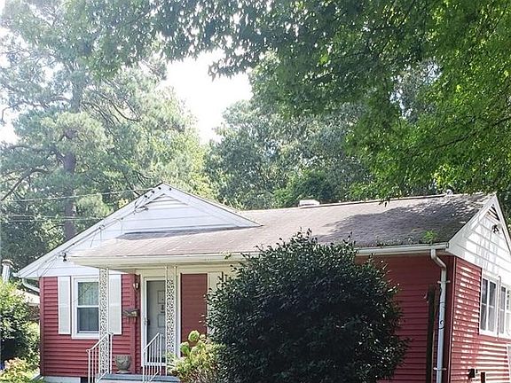 2nd image of 11 Kingwood Dr