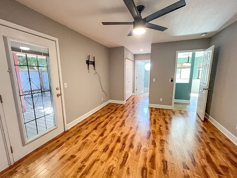 1400 W Foy Dr — Photo 4