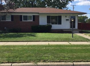 29385 Moulin Ave, Warren, MI 48088